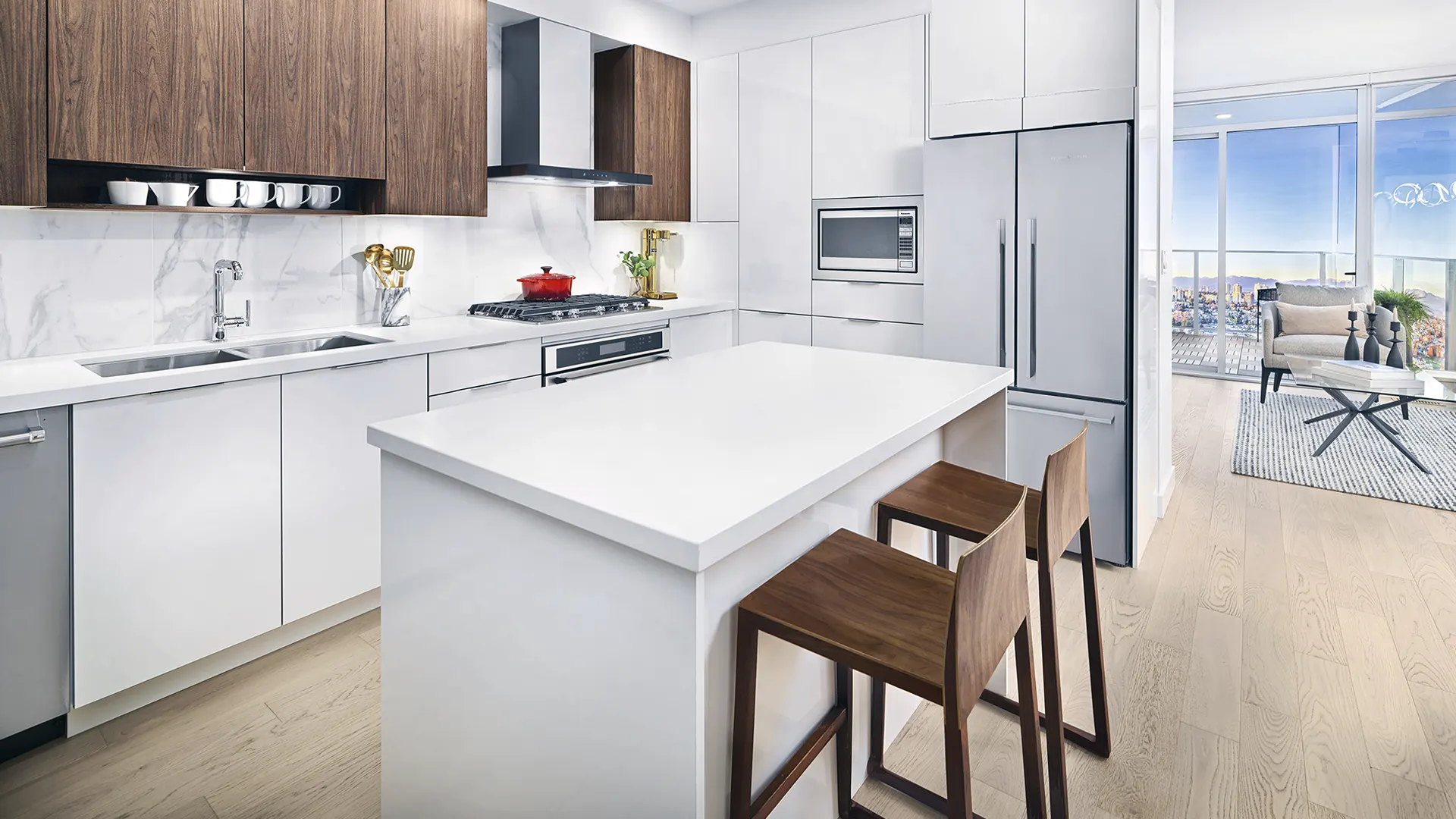 Interior & Appliances
